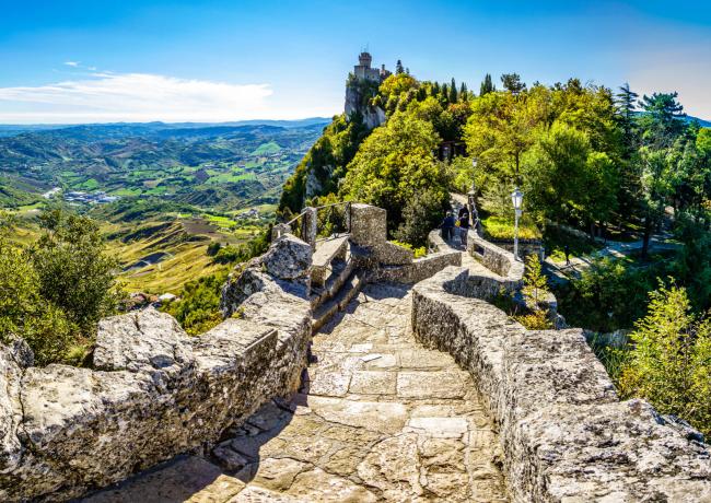 theregentsanmarino it offerta-speciale-ponte-del-25-aprile-in-hotel-a-san-marino 011